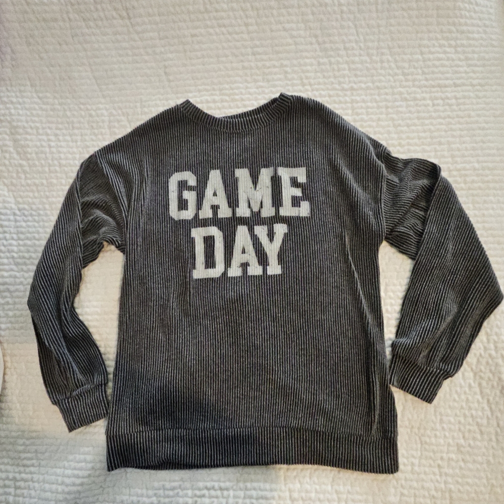 Game Day Long Sleeve Size Small